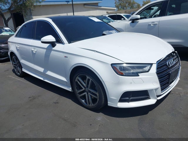 Audi A3 40 Premium 2019 WAUGUGFF6K1009724 main image