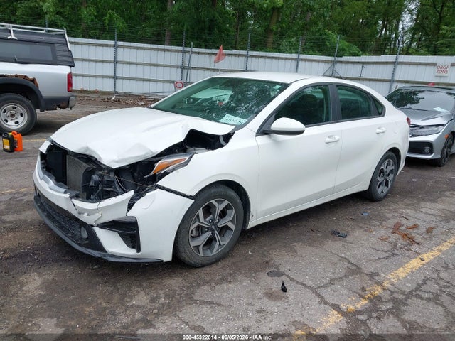 3KPF24AD1ME264029 KIA Forte Lxs