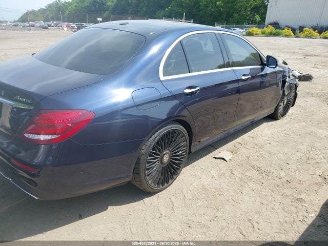45322021 :رقم المزاد ، WDDZF4KBXJA332475 vin ، 2018 Mercedes-benz E 300 4matic مزاد بيع