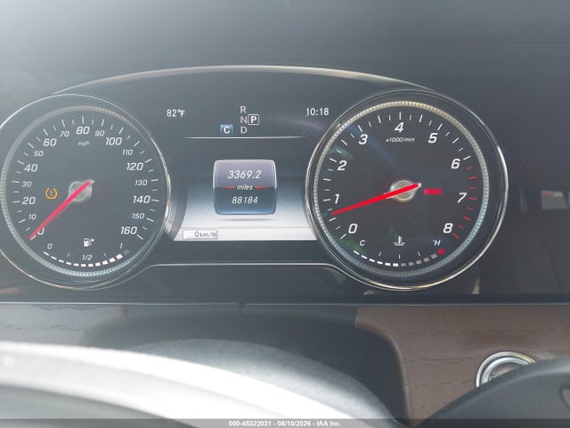 45322021 :رقم المزاد ، WDDZF4KBXJA332475 vin ، 2018 Mercedes-benz E 300 4matic مزاد بيع