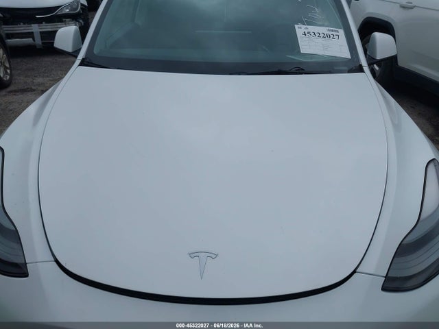 2023 Tesla Model Y Awd/long Range Dual Motor All-wheel Drive მანქანა იყიდება აუქციონზე, vin: 7SAYGDEE5PF607665, აუქციონის ნომერი: 45322027