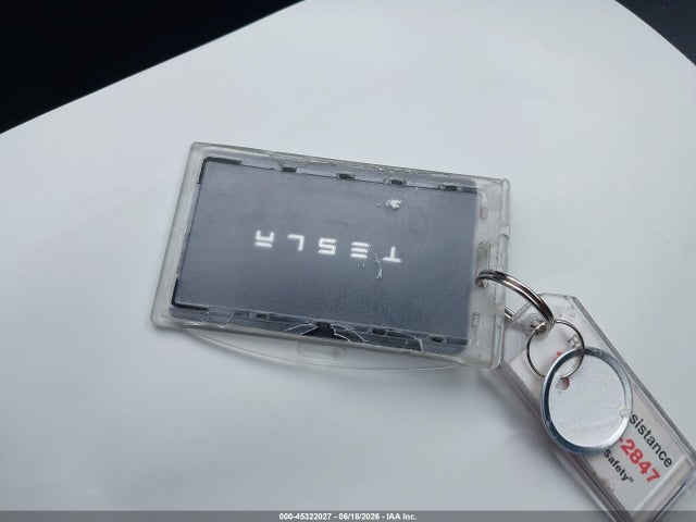 2023 Tesla Model Y Awd/long Range Dual Motor All-wheel Drive მანქანა იყიდება აუქციონზე, vin: 7SAYGDEE5PF607665, აუქციონის ნომერი: 45322027