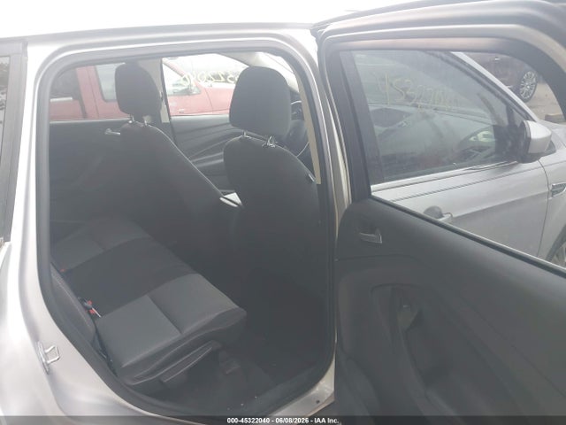 Продажа на аукционе авто 2017 Ford Escape Se, vin: 1FMCU0GD0HUB50975, номер лота: 45322040