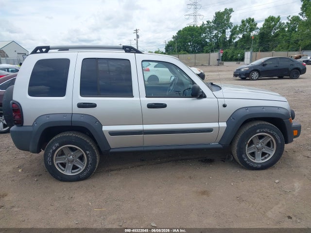 2005 Jeep Liberty Renegade მანქანა იყიდება აუქციონზე, vin: 1J4GL38K75W631484, აუქციონის ნომერი: 45322045