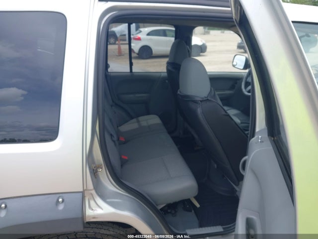 2005 Jeep Liberty Renegade მანქანა იყიდება აუქციონზე, vin: 1J4GL38K75W631484, აუქციონის ნომერი: 45322045