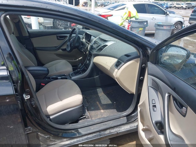 Aukcja sprzedaży 2016 Hyundai Elantra Se, vin: KMHDH4AE7GU575559, numer aukcji: 45322054