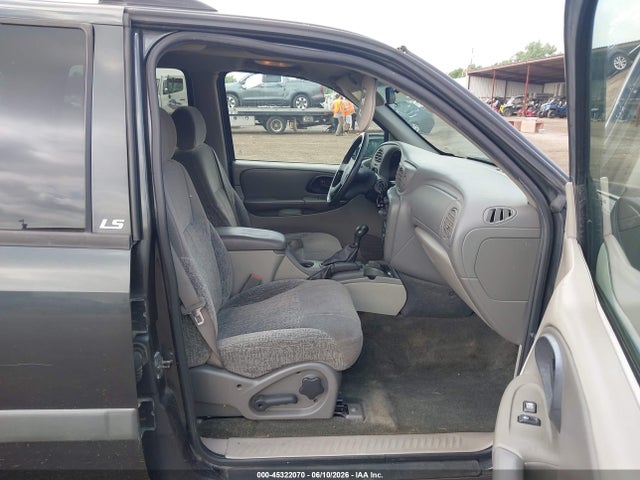 45322070 :رقم المزاد ، 1GNDT13S932300566 vin ، 2003 Chevrolet Trailblazer Ls مزاد بيع