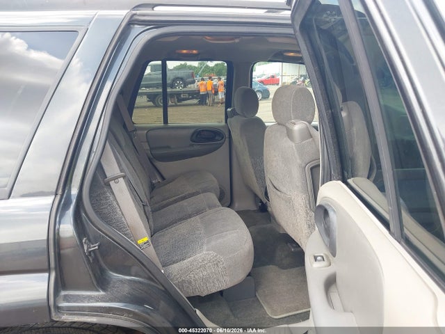 45322070 :رقم المزاد ، 1GNDT13S932300566 vin ، 2003 Chevrolet Trailblazer Ls مزاد بيع