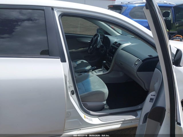 2011 Toyota Corolla Le მანქანა იყიდება აუქციონზე, vin: 2T1BU4EE6BC585880, აუქციონის ნომერი: 45322118