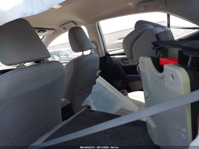 Toyota COROLLA LE 2015 5YFBURHE4FP292834 Image 18