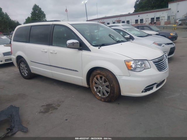 45322187 :رقم المزاد ، 2A4RR8DGXBR614785 vin ، 2011 Chrysler Town & Country Touring-l مزاد بيع