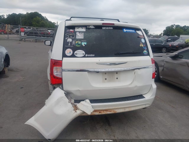 45322187 :رقم المزاد ، 2A4RR8DGXBR614785 vin ، 2011 Chrysler Town & Country Touring-l مزاد بيع