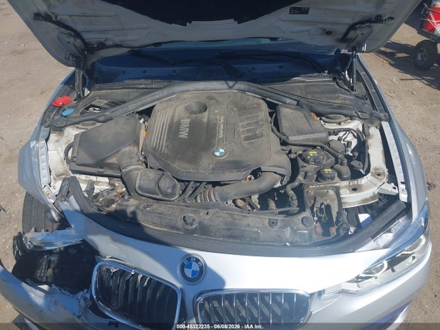 BMW 340i Xdrive 2016 WBA8B7G51GNT70679 Image 10