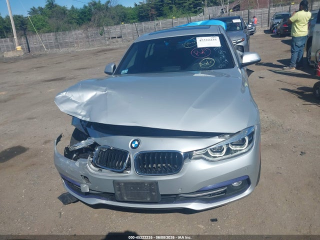 BMW 340i Xdrive 2016 WBA8B7G51GNT70679 Image 11