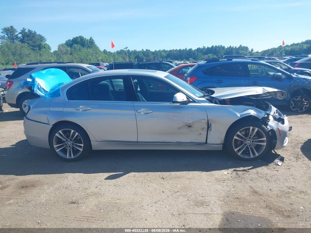 BMW 340i Xdrive 2016 WBA8B7G51GNT70679 Image 12