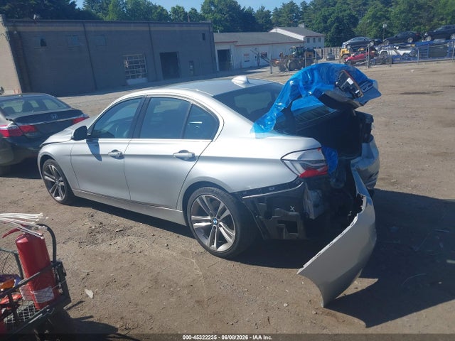 BMW 340i Xdrive 2016 WBA8B7G51GNT70679 Image 13