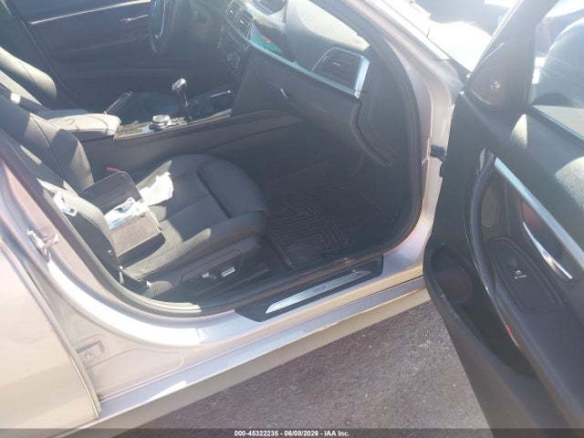 BMW 340i Xdrive 2016 WBA8B7G51GNT70679 Image 5