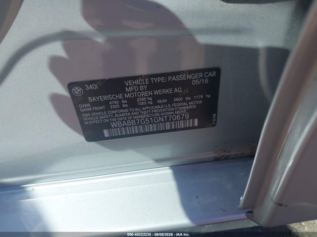 BMW 340i Xdrive 2016 WBA8B7G51GNT70679 Image 9