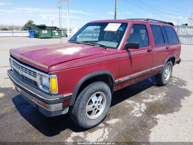 1992 Chevrolet Blazer S10 მანქანა იყიდება აუქციონზე, vin: 1GNDT13Z3N2140684, აუქციონის ნომერი: 45322244