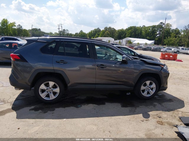 45322246 :رقم المزاد ، 2T3W1RFVXMW136135 vin ، 2021 Toyota Rav4 Xle مزاد بيع