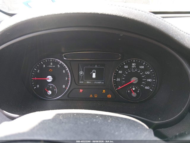 45322268 :رقم المزاد ، 5XYPG4A33HG301829 vin ، 2017 Kia Sorento 2.4l Lx مزاد بيع