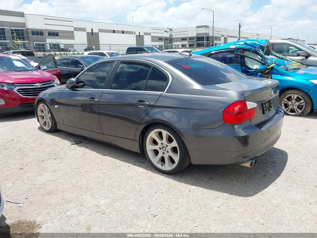 2006 Bmw 330i მანქანა იყიდება აუქციონზე, vin: WBAVB33566KR75847, აუქციონის ნომერი: 45322293