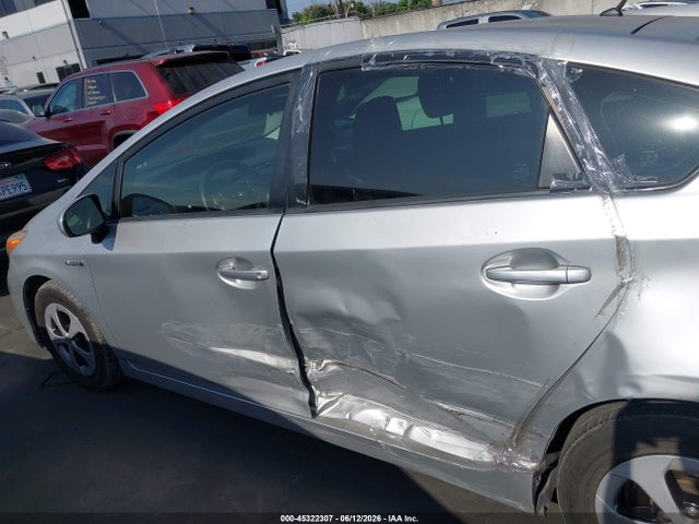 Toyota Prius Two 2015 JTDKN3DU8F0462064 Image 15