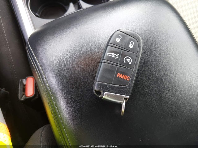Продажа на аукционе авто 2023 Dodge Charger Gt, vin: 2C3CDXHG6PH504381, номер лота: 45322352