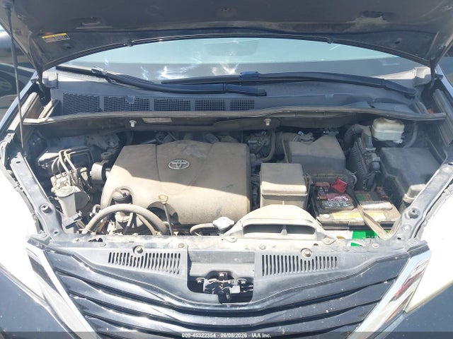 Toyota Sienna Le 8 Passenger 2017 5TDKZ3DC6HS882997 Image 10
