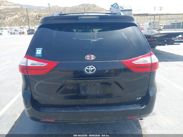 Toyota Sienna Le 8 Passenger 2017 5TDKZ3DC6HS882997 Image 16