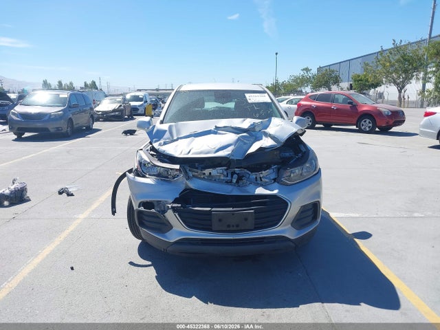 Chevrolet TRAX LS 2017 3GNCJKSB7HL267128 Image 13
