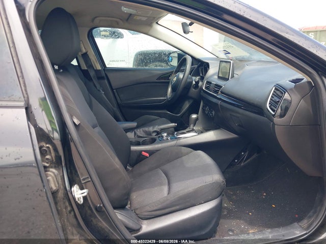 Продажа на аукционе авто 2015 Mazda Mazda3 I Sport, vin: 3MZBM1U76FM221728, номер лота: 45322429