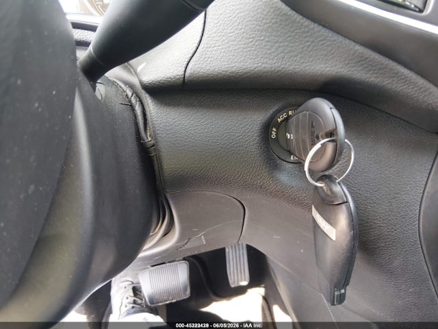45322439 :رقم المزاد ، 1C4PJMCB7KD449526 vin ، 2019 Jeep Cherokee Latitude 4x4 مزاد بيع