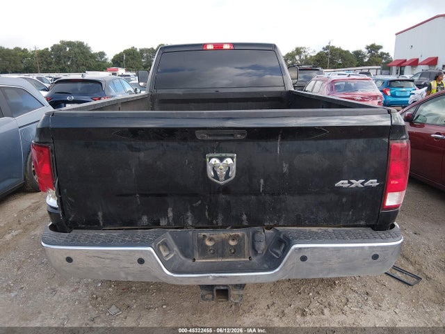 45322455 :رقم المزاد ، 3C6UR5HL5JG390696 vin ، 2018 Ram 2500 Tradesman  4x4 8' Box مزاد بيع