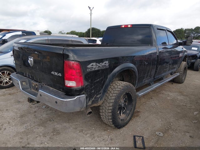 45322455 :رقم المزاد ، 3C6UR5HL5JG390696 vin ، 2018 Ram 2500 Tradesman  4x4 8' Box مزاد بيع