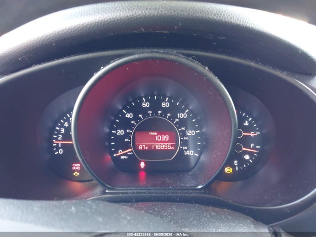 2016 Kia Soul მანქანა იყიდება აუქციონზე, vin: KNDJN2A21G7829324, აუქციონის ნომერი: 45322468
