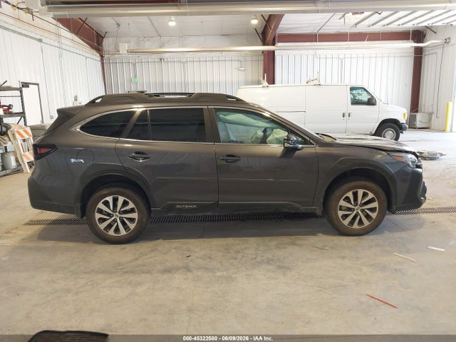 4S4BTADC8S3236581 Subaru Outback Premium