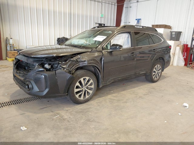 4S4BTADC8S3236581 Subaru Outback Premium
