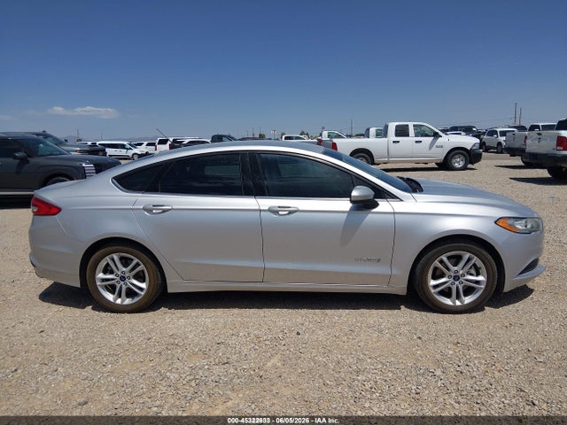 3FA6P0UU3JR100183 Ford Fusion Hybrid S