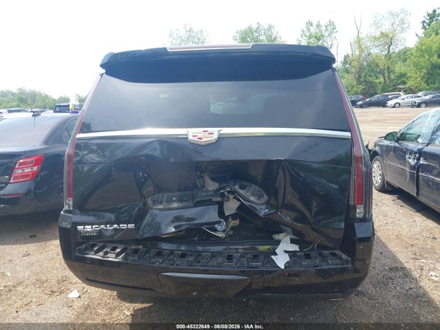 45322649 :رقم المزاد ، 1GYS4BKJ3KR170277 vin ، 2019 Cadillac Escalade Luxury مزاد بيع