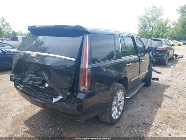 45322649 :رقم المزاد ، 1GYS4BKJ3KR170277 vin ، 2019 Cadillac Escalade Luxury مزاد بيع
