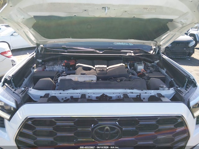 Toyota Sequoia Platinum 2024 7SVAAABA0RX022877 Image 10
