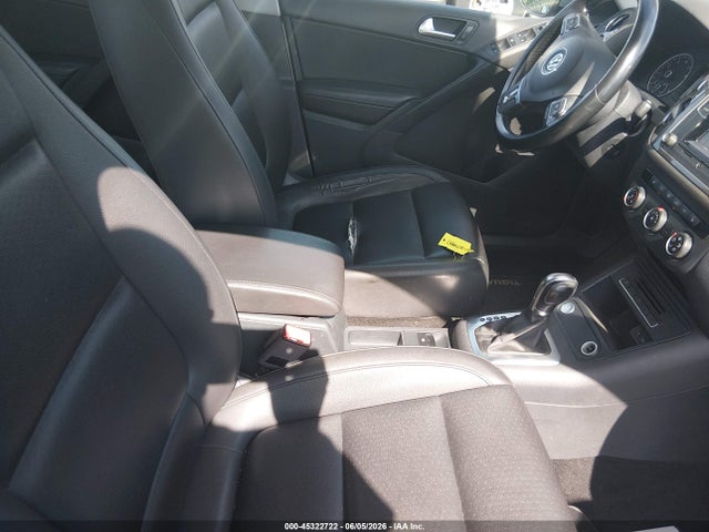 45322722 :رقم المزاد ، WVGAV7AX9GW519481 vin ، 2016 Volkswagen Tiguan S مزاد بيع