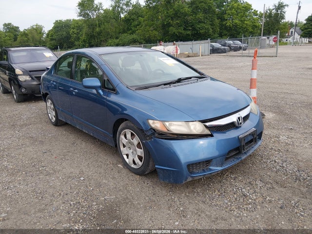 Продаж на аукціоні авто 2010 Honda Civic Lx, vin: 19XFA1F53AE086591, номер лоту: 45322831