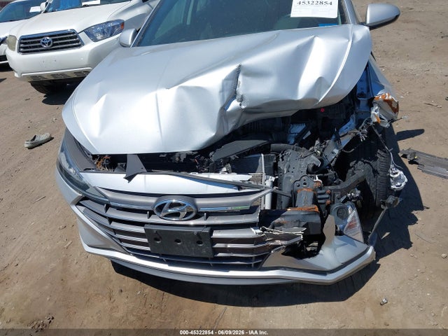 2020 Hyundai Elantra Value Edition მანქანა იყიდება აუქციონზე, vin: 5NPD84LF6LH526318, აუქციონის ნომერი: 45322854