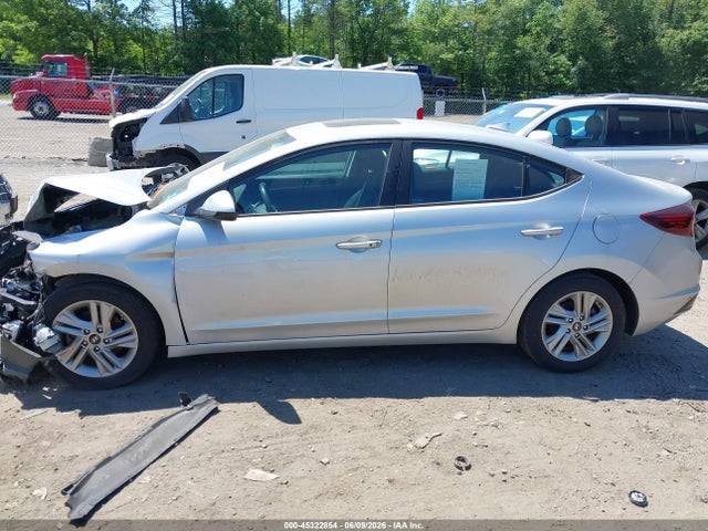 2020 Hyundai Elantra Value Edition მანქანა იყიდება აუქციონზე, vin: 5NPD84LF6LH526318, აუქციონის ნომერი: 45322854