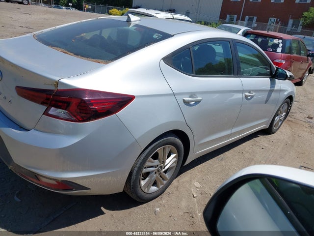 2020 Hyundai Elantra Value Edition მანქანა იყიდება აუქციონზე, vin: 5NPD84LF6LH526318, აუქციონის ნომერი: 45322854