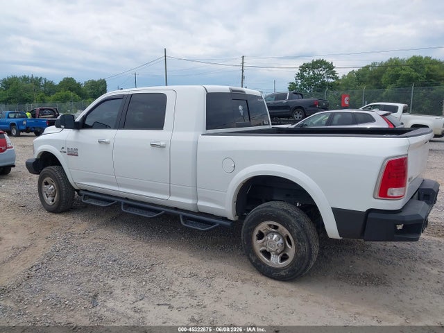 45322875 :رقم المزاد ، 3C6UR5NL3JG370337 vin ، 2018 Ram 2500 Laramie  4x4 6'4 Box مزاد بيع