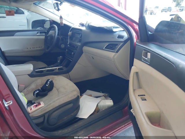 5NPE24AFXGH355135 Hyundai SONATA SE