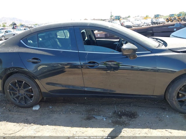 3MZBN1V3XJM201421 Mazda Mazda3 Touring